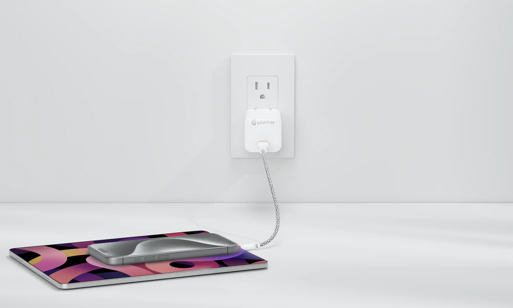 Griffin PowerBlock 45W USB-C Wall Charger - Image 5