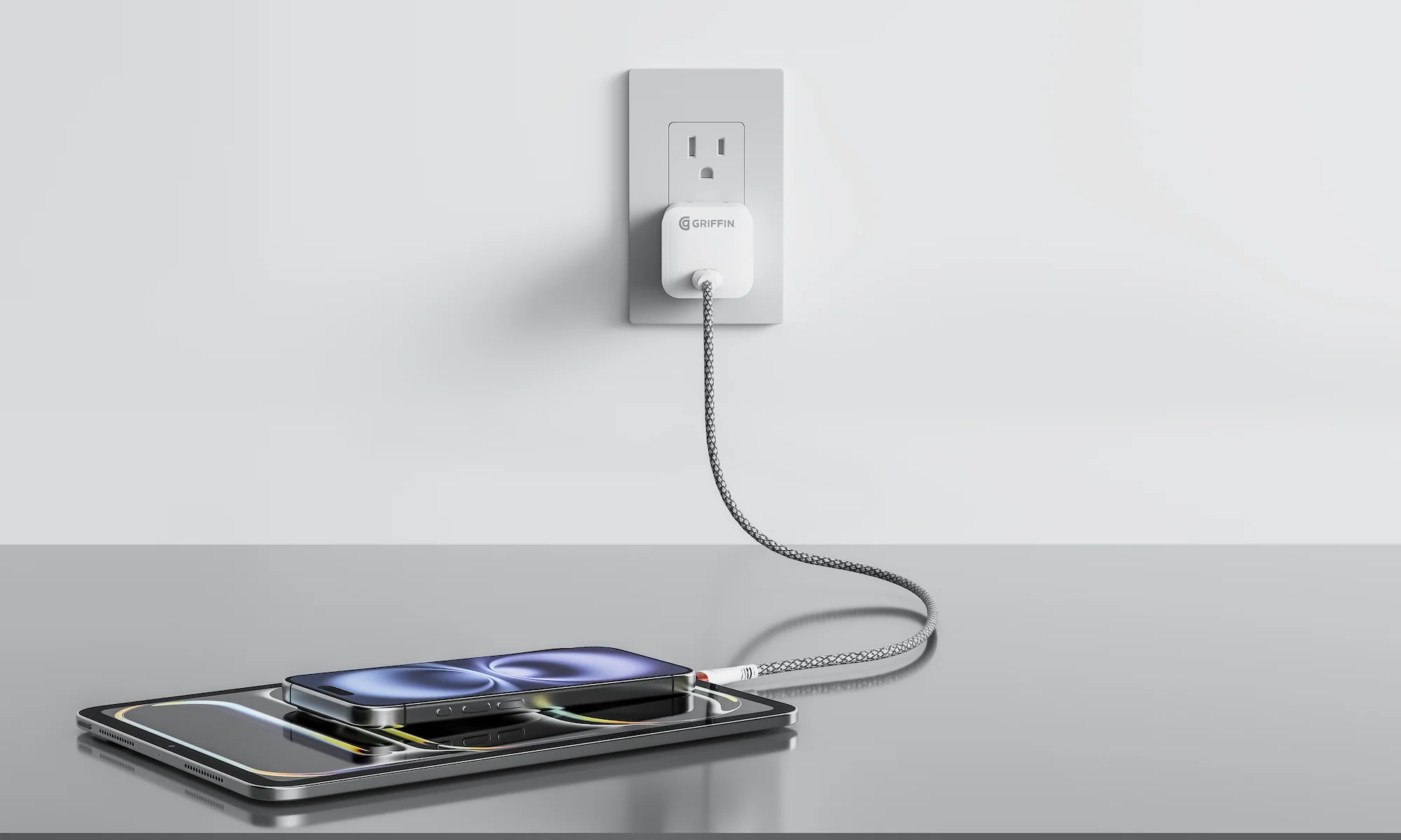 Griffin PowerBlock 45W USB-C Wall Charger - Image 6
