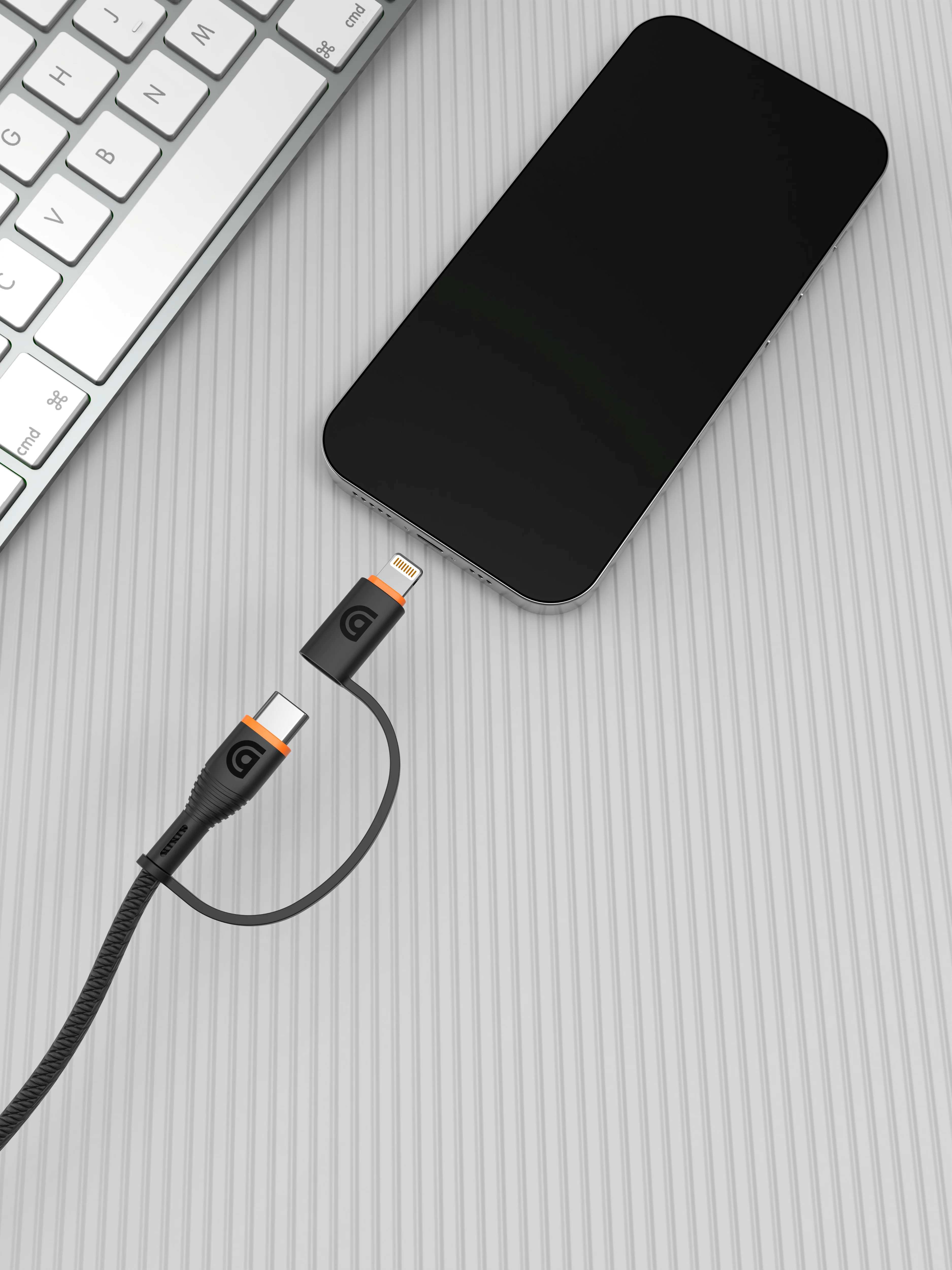 Griffin 4' USB-C to USB-C Cable with Tethered Lightning Tip - Image 3